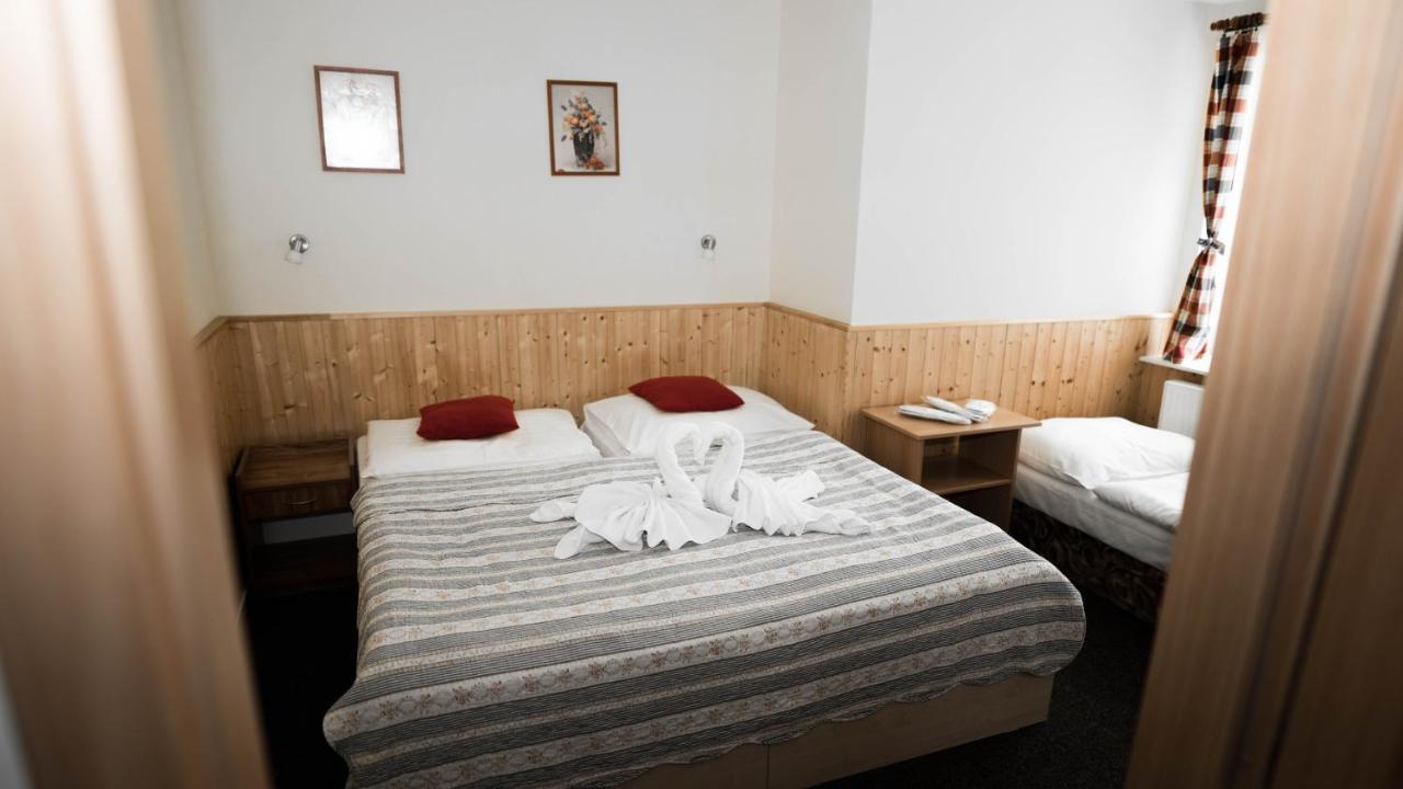 Hotel Atlas Pec pod Snezkou Bagian luar foto