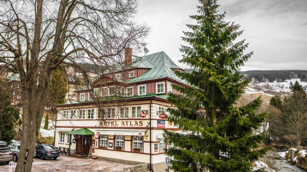 Hotel Atlas Pec pod Snezkou Bagian luar foto