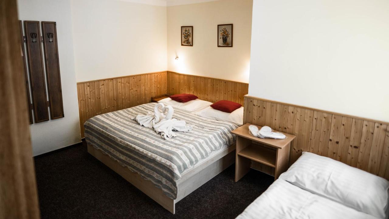 Hotel Atlas Pec pod Snezkou Bagian luar foto